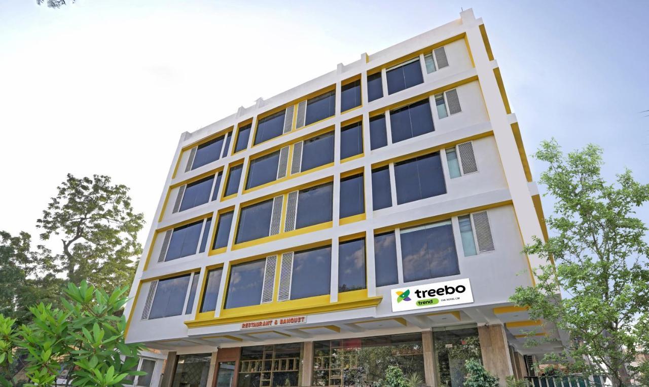 Treebo The Royal Cm, 4 Km From City Palace Τζαϊπούρ Εξωτερικό φωτογραφία